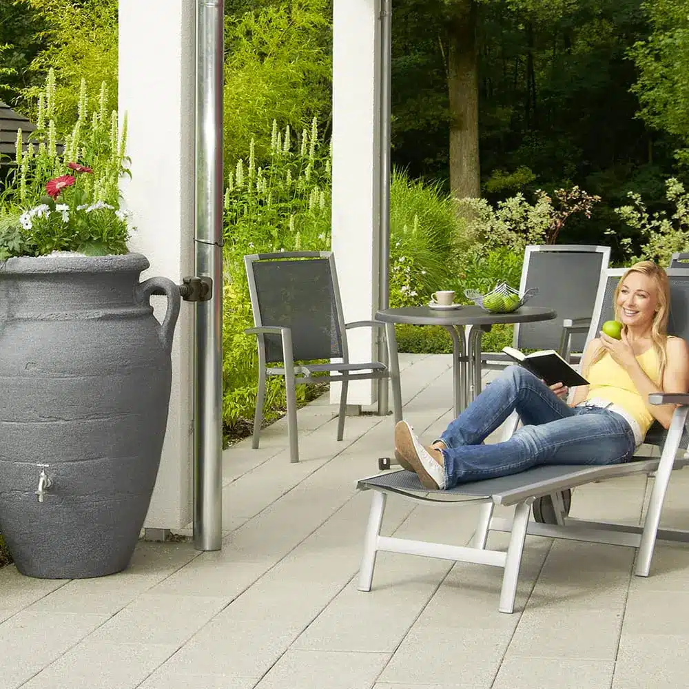 Antique Amphora 600 Litres Dark Granite (tap included) Antique Amphora 600 Litres Dark Granite (tap included)